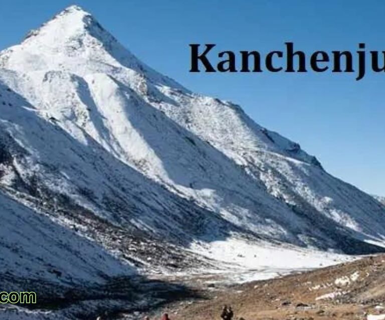 Kangchenjunga (8,586 meters / 28,169 feet)